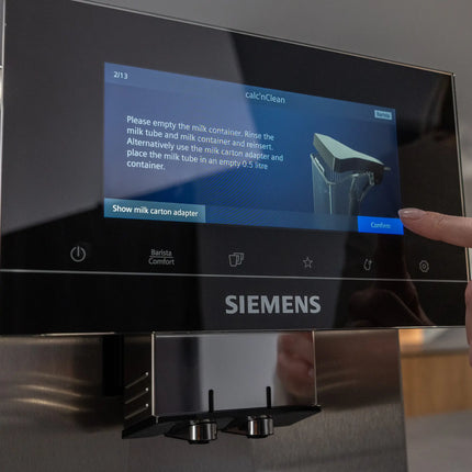 Siemens Multipack Entkalkung/Reinigung - 6 Entkalkungstabletten, 10 Reinigungstabletten passend für Kaffeevollautomaten der EQ Reihe, sowie Einbauvollautomaten